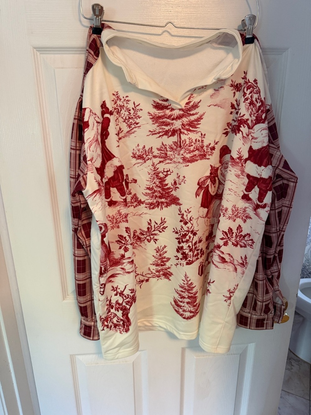 Women’s Cream and Red Holiday Toile Pullover Sweatshirt